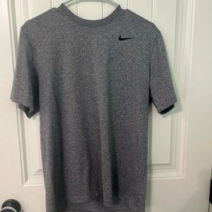 Nike Men's Heather Gray Short Sleeve Tee